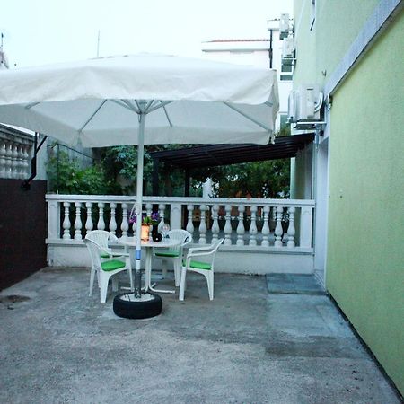 Apartmani Andrej Vodice โวดีเซ ภายนอก รูปภาพ