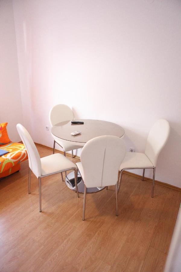 Apartmani Andrej Vodice โวดีเซ ภายนอก รูปภาพ