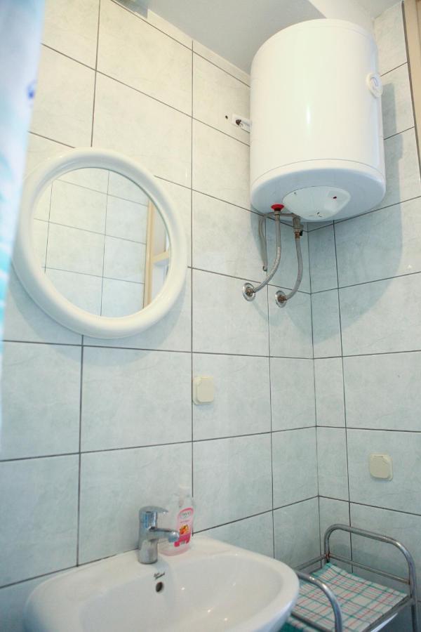 Apartmani Andrej Vodice โวดีเซ ภายนอก รูปภาพ